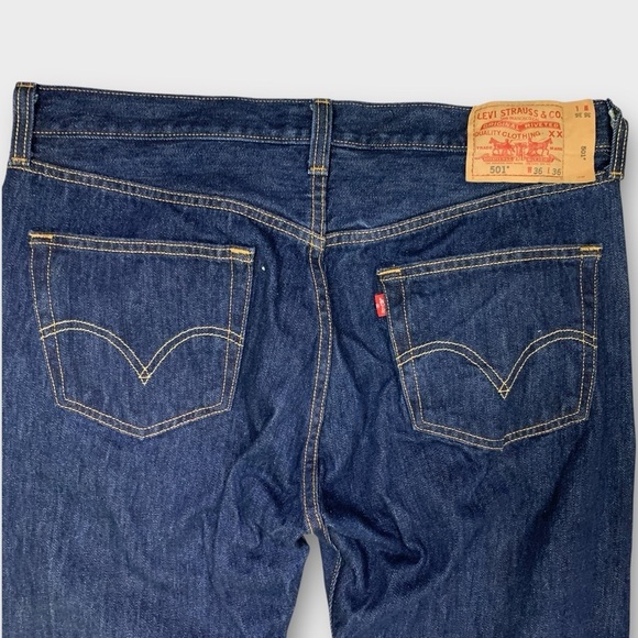 Levis 501 Straight Leg Button Fly Jeans - Picture 6 of 9